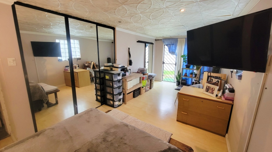 3 Bedroom Property for Sale in Strandfontein Western Cape